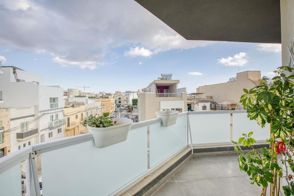 Ngh12 - Lovely And Spacious 2 Bedroom Apartment Naxxar Eksteriør bilde