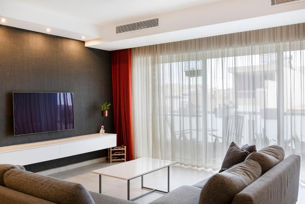 Ngh12 - Lovely And Spacious 2 Bedroom Apartment Naxxar Eksteriør bilde